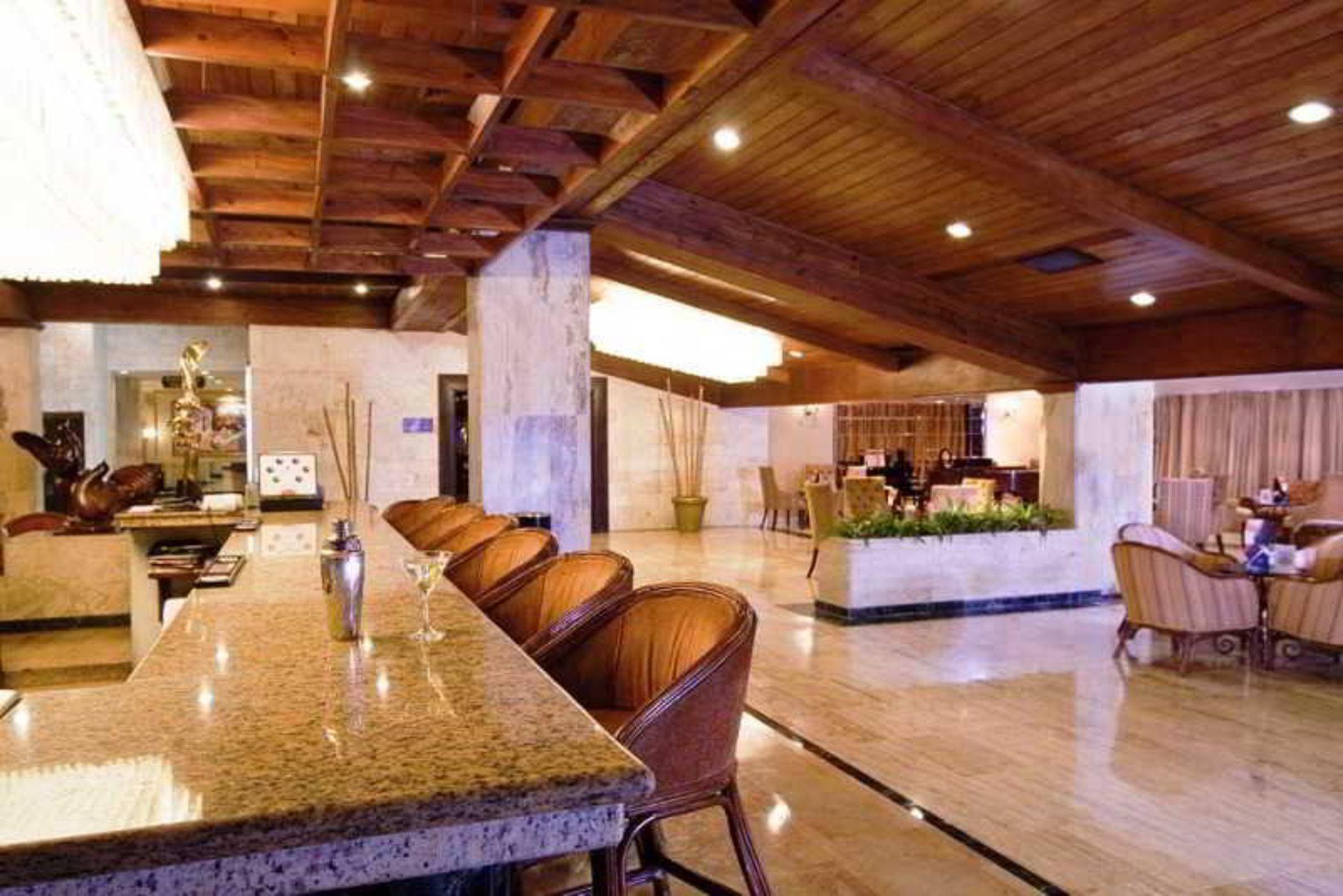 Dominican Fiesta Hotel Santo Domingo Zewnętrze zdjęcie The lobby of the hotel