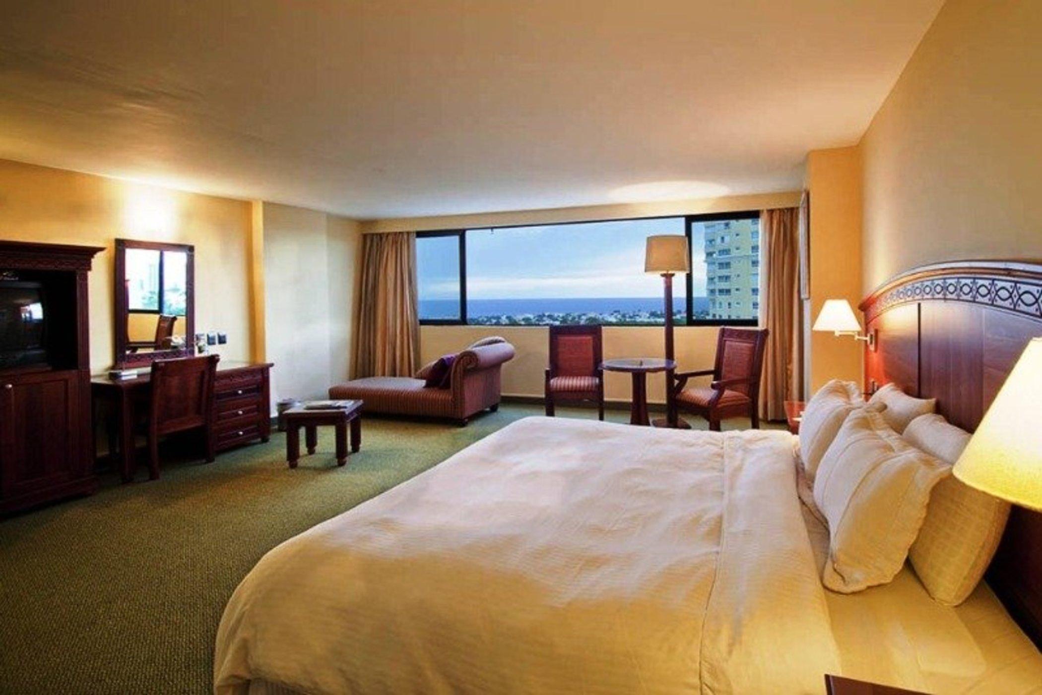 Dominican Fiesta Hotel Santo Domingo Zewnętrze zdjęcie A guest room at the Hilton San Diego Bayfront