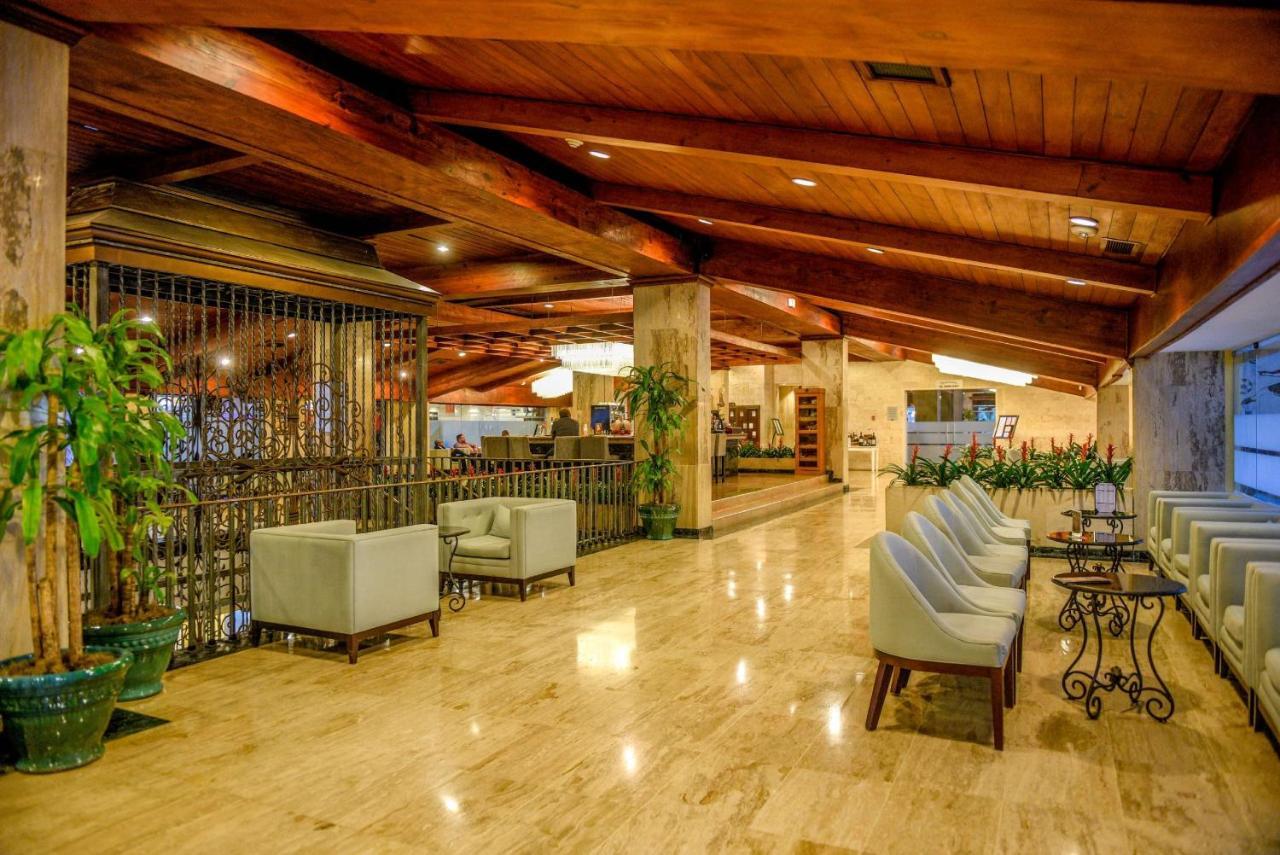Dominican Fiesta Hotel Santo Domingo Zewnętrze zdjęcie Lobby