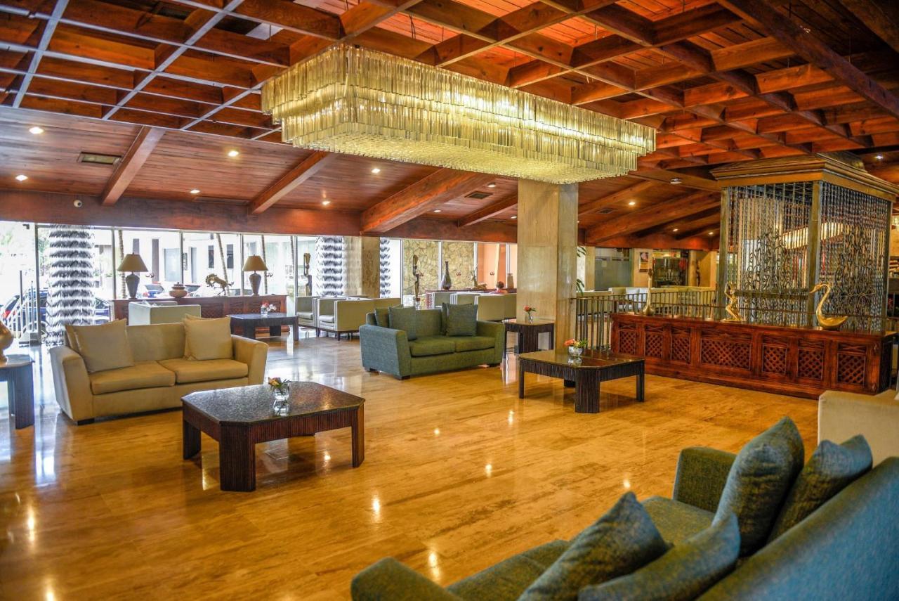 Dominican Fiesta Hotel Santo Domingo Zewnętrze zdjęcie Lobby